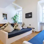 Design Accommodation